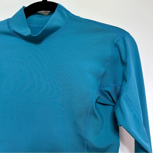 Patagonia | Long Sleeve Mock Neck Activewear Top - Picture 2 of 8